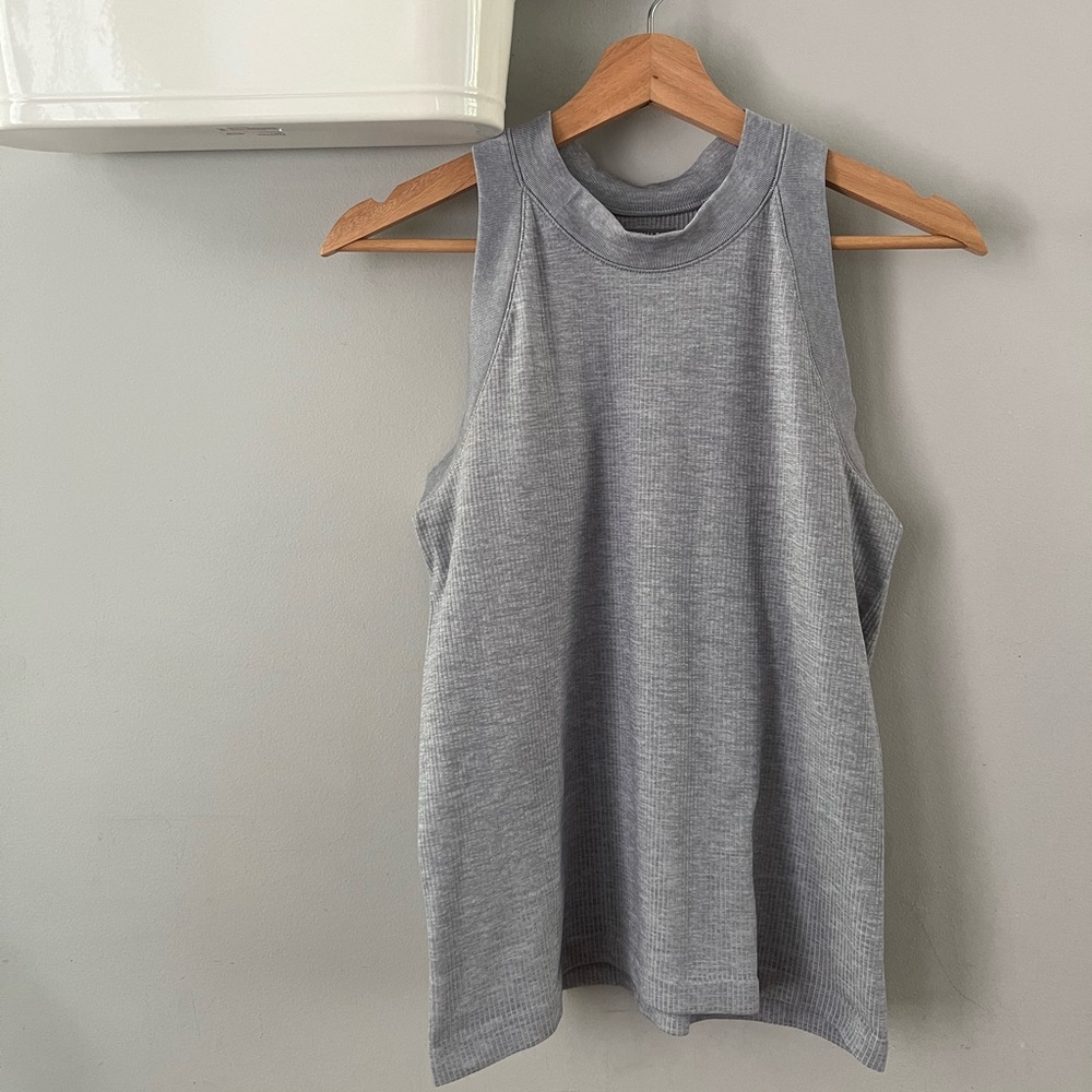 Athleta renew tank top light gray